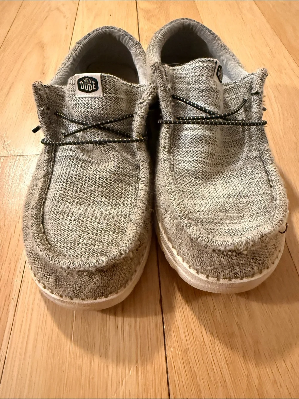 Boys Hey Dudes size 6